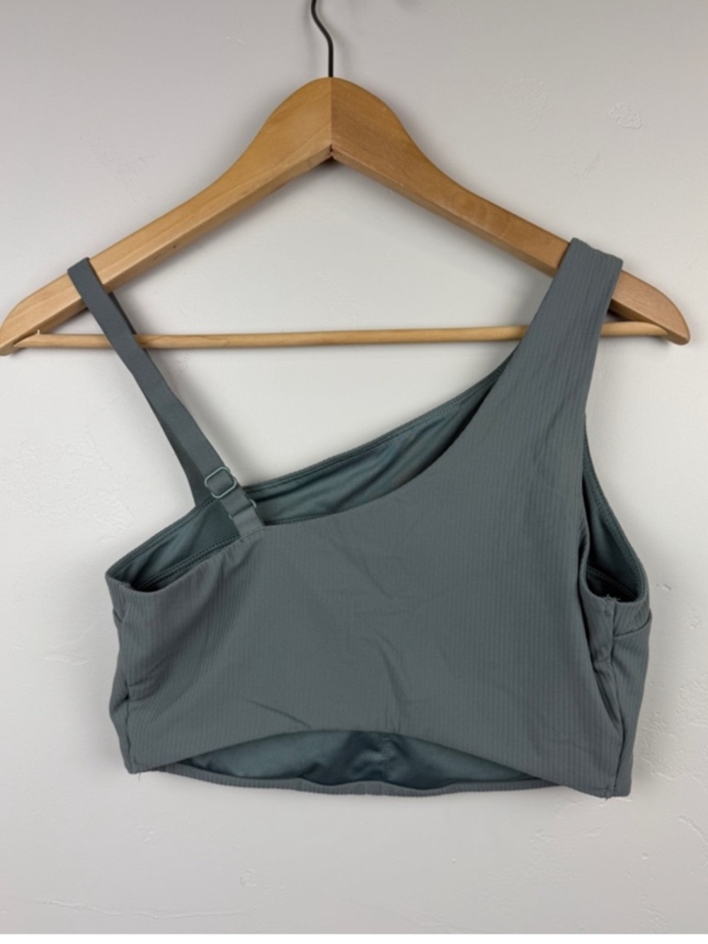 Avia, Asymmetrical Ribbed Sports Bra, Grayed Teal/Green, Small, NWOT! - Picture 4 of 5